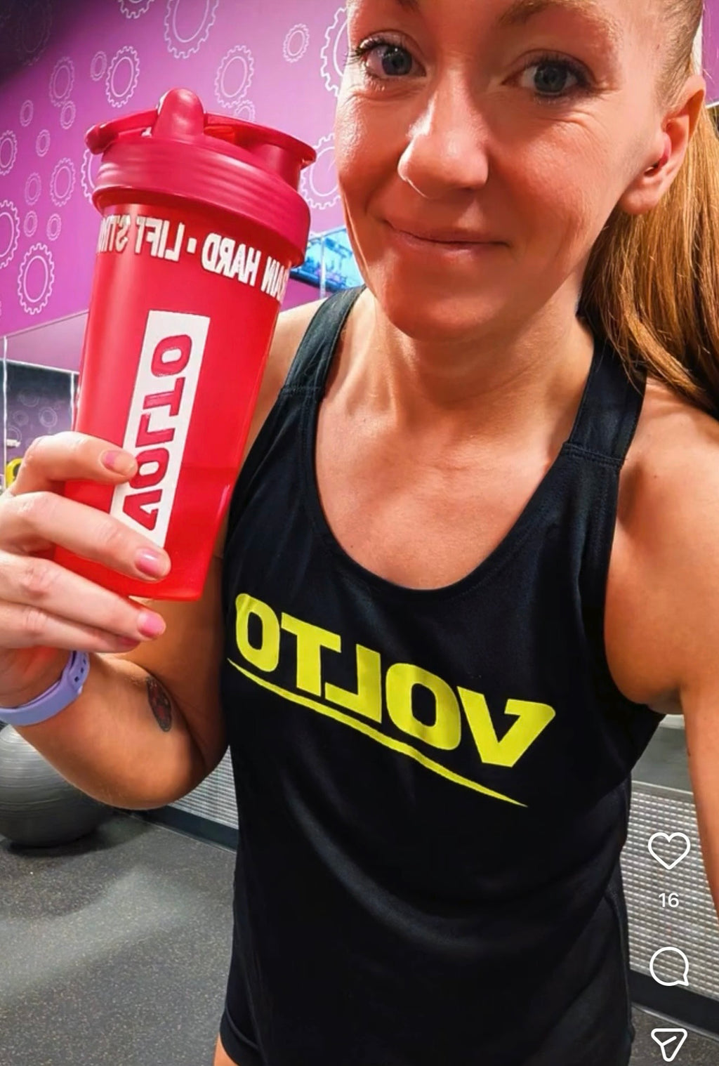 Protein/Pre Workout Shaker With Free Mixer Ball & FREE Sample Of PRE-Workout